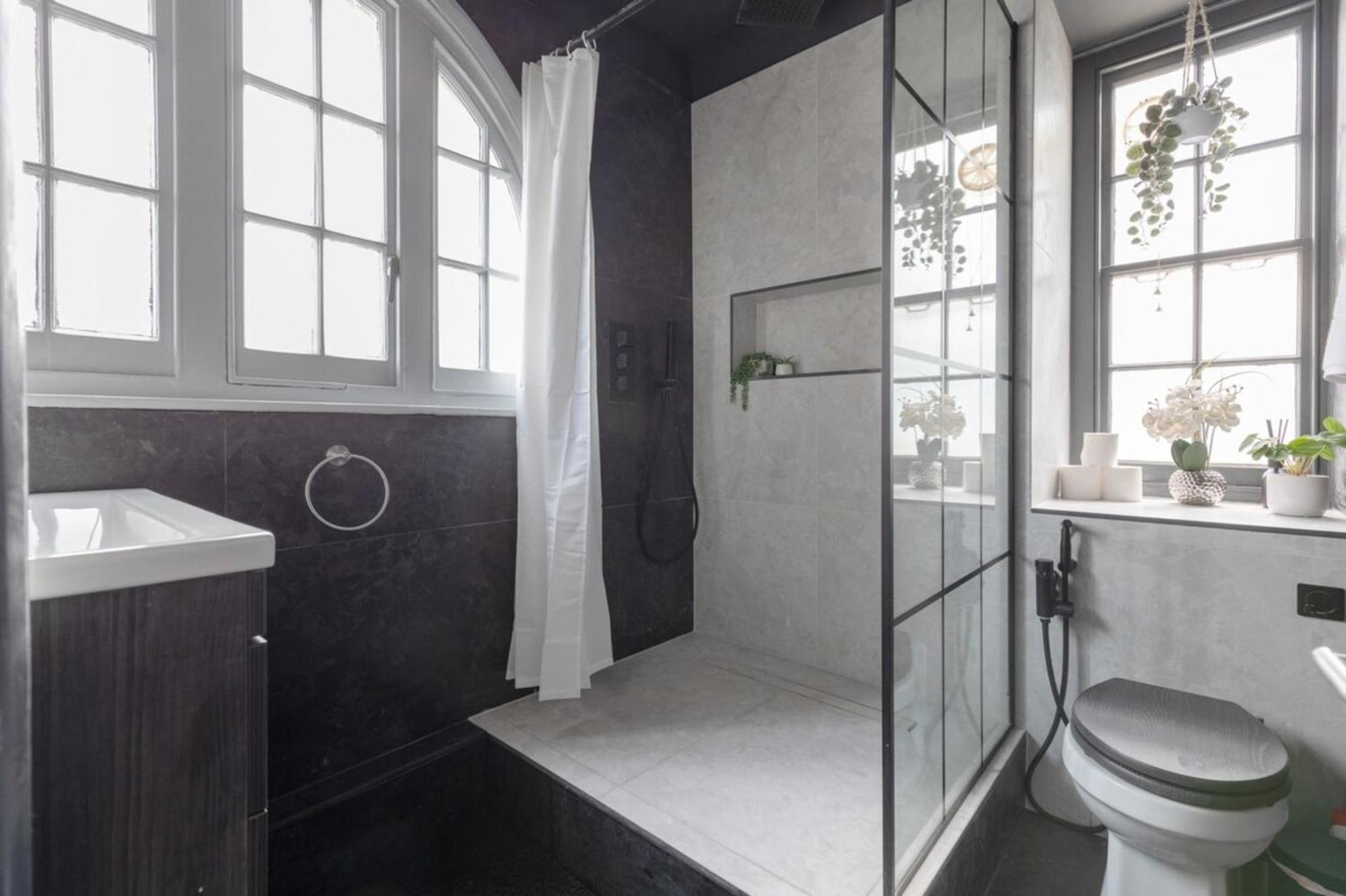 Newly-refurbished Loft-style Flat Farringdon! Apartment