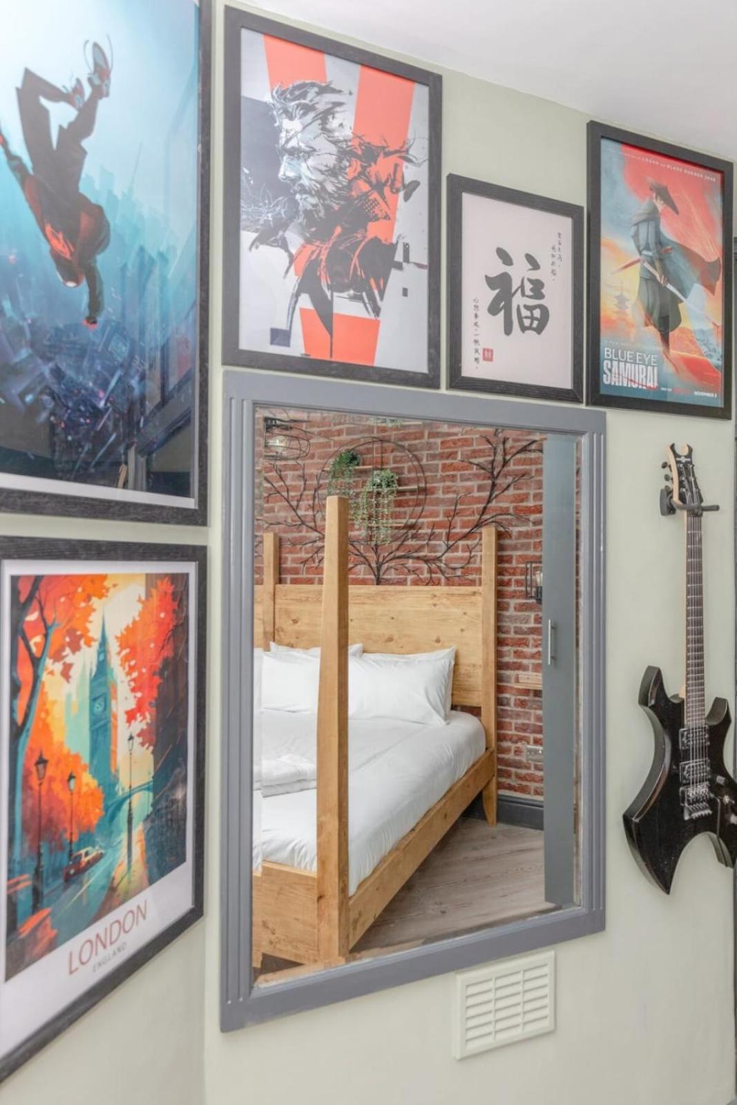 Newly-refurbished Loft-style Flat Farringdon! * London