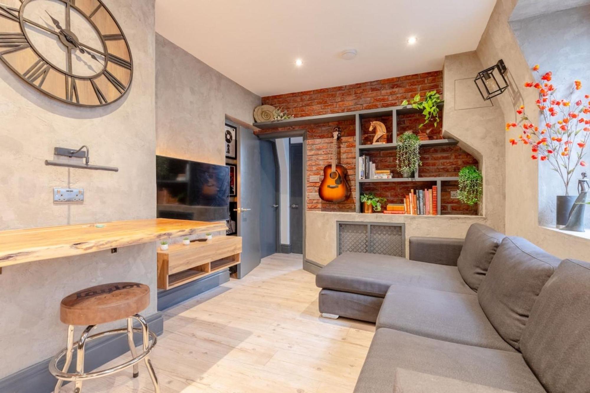Newly-refurbished Loft-style Flat Farringdon! Apartment *